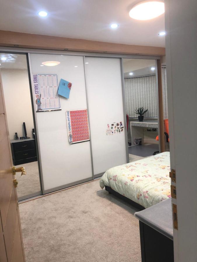Lyndon B&B 솔리헐 외부 사진