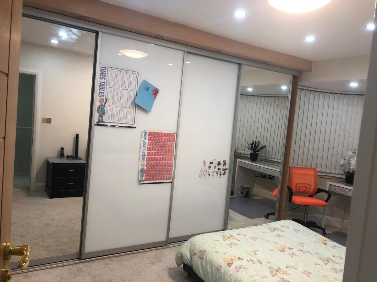 Lyndon B&B 솔리헐 외부 사진