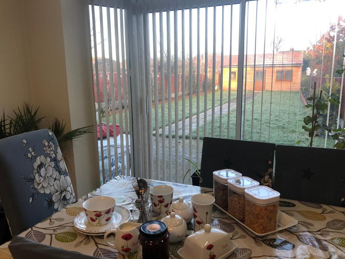 Lyndon B&B 솔리헐 외부 사진